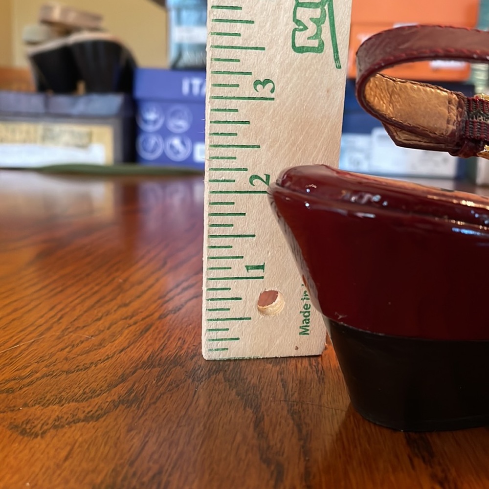 NWT Sofft burgundy patent leather sandals - Picture 8 of 8
